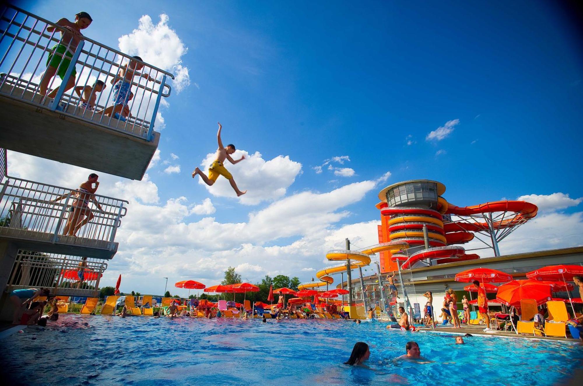 Pension Sonnengarten & Therme Included - Auch Am An- & Abreisetag! Lutzmannsburg Exterior photo